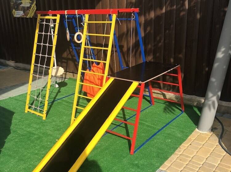 بنسيون Element