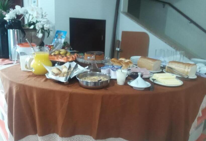 פנסיון Pousada Vovo Valdir