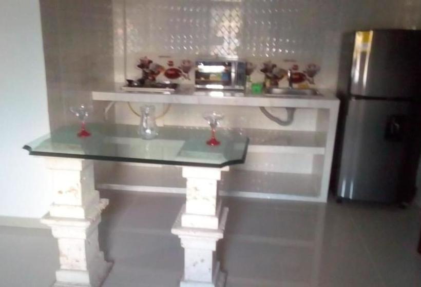 پانسیون Velices