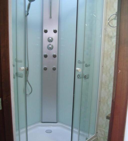 پانسیون Velices