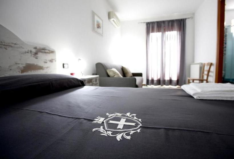 پانسیون Luxury Room Vittorio Emanuele Ii