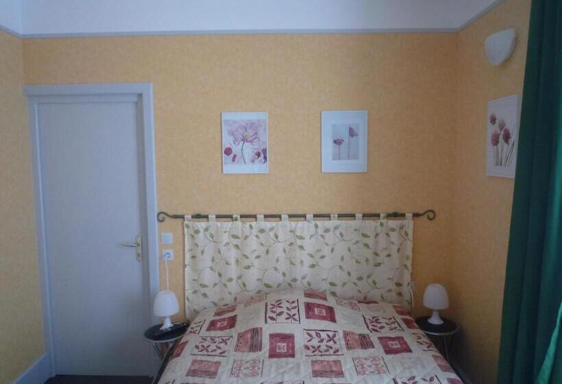 בית מלון כפרי Au Relais Du Parc De Millevaches