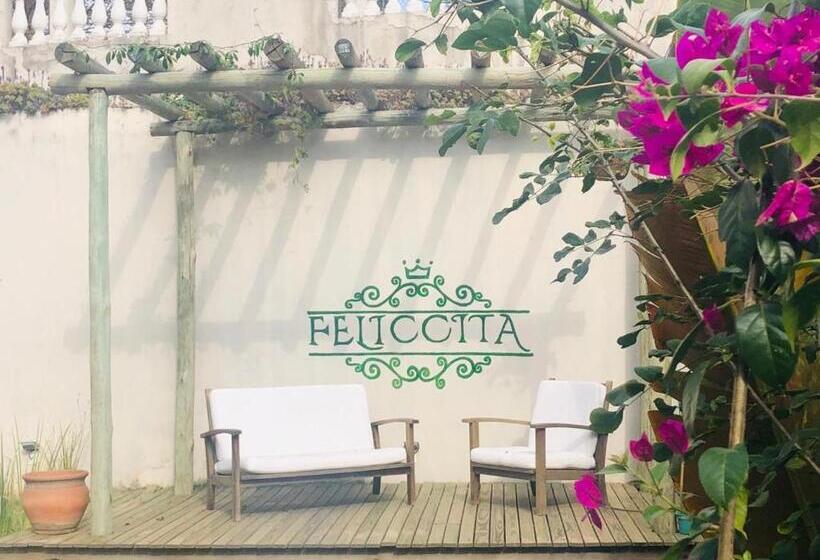 膳宿费 Feliccità Pousada