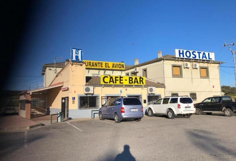 פנסיון Hostal Restaurante El Avion S,l