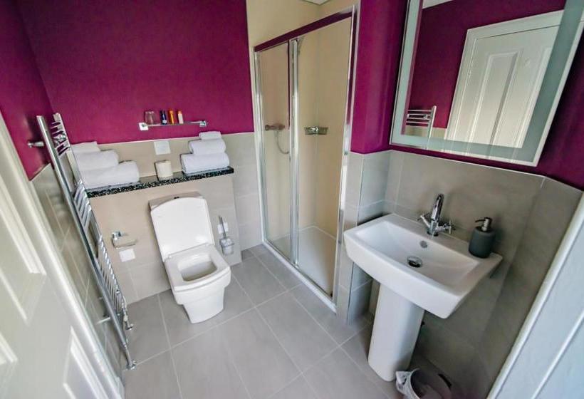פנסיון Carradales Luxury Guest House