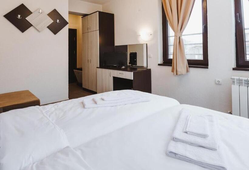 بنسيون Zlatograd 2 Iosifova Guest House
