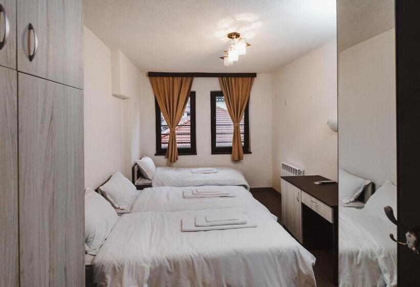 بنسيون Zlatograd 2 Iosifova Guest House