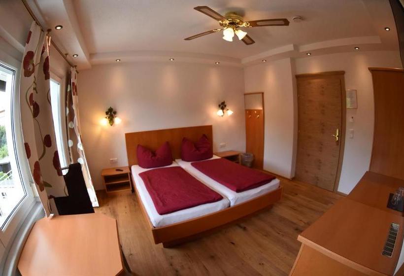 تختخواب و صبحانه Seebär Velden