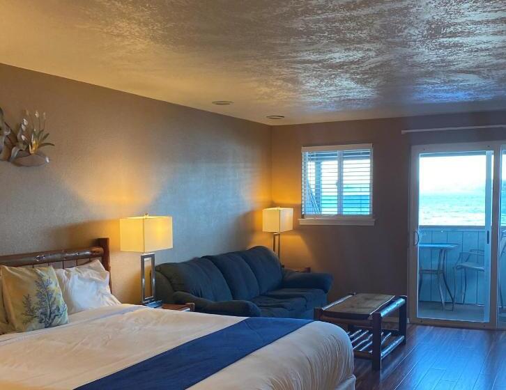 فندق على الطريق The Waterfront At Potlatch