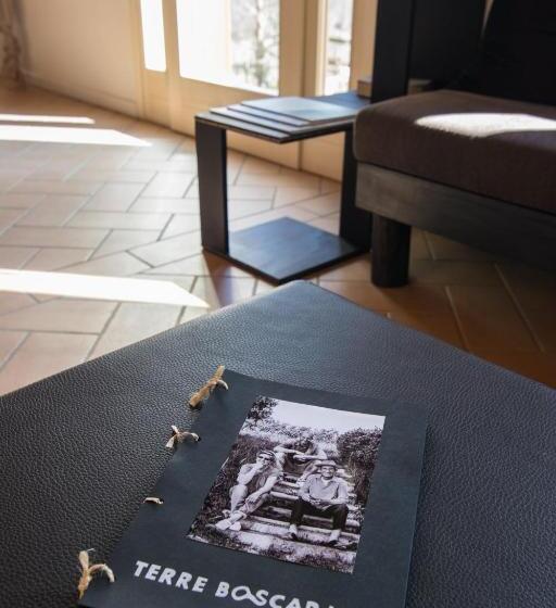 تختخواب و صبحانه Terre Boscaratto