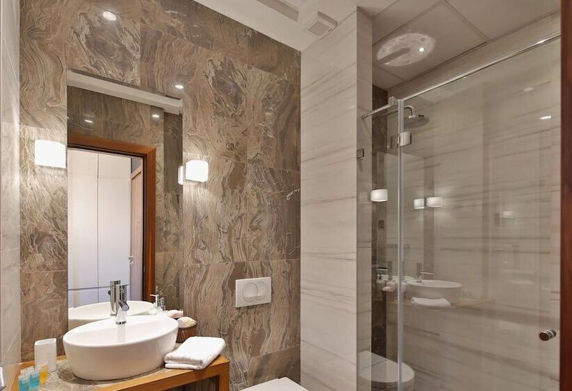 هتل Passpartu Home Garni