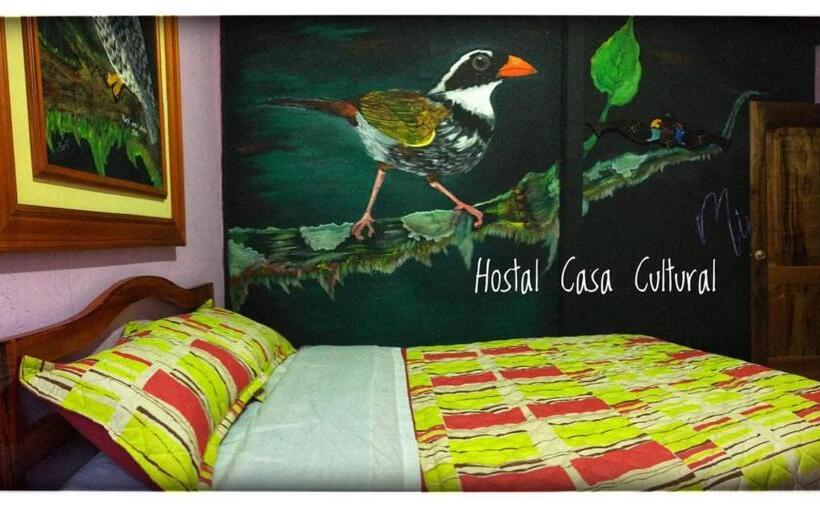 پانسیون Hostal Casa Cultural Mindo