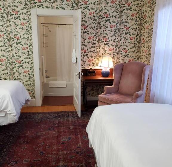 فندق صغير Harbourside Inn