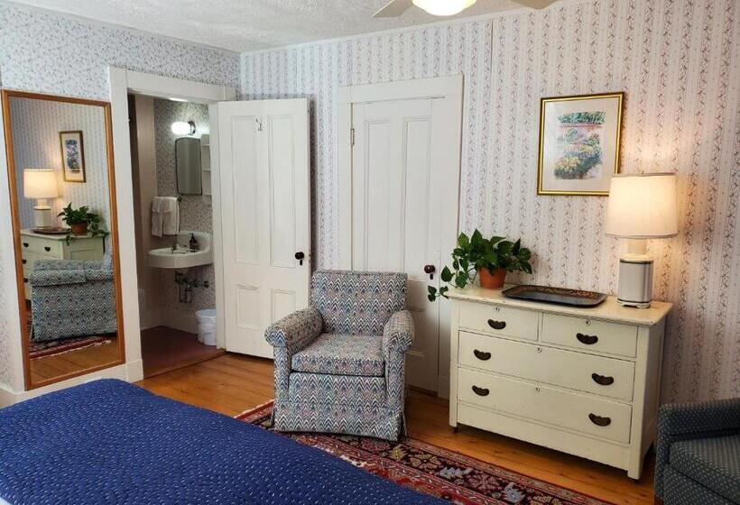 فندق صغير Harbourside Inn