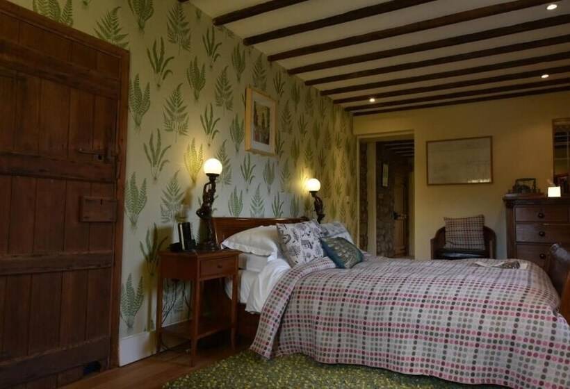 Bed and Breakfast Low Mill Guesthouse