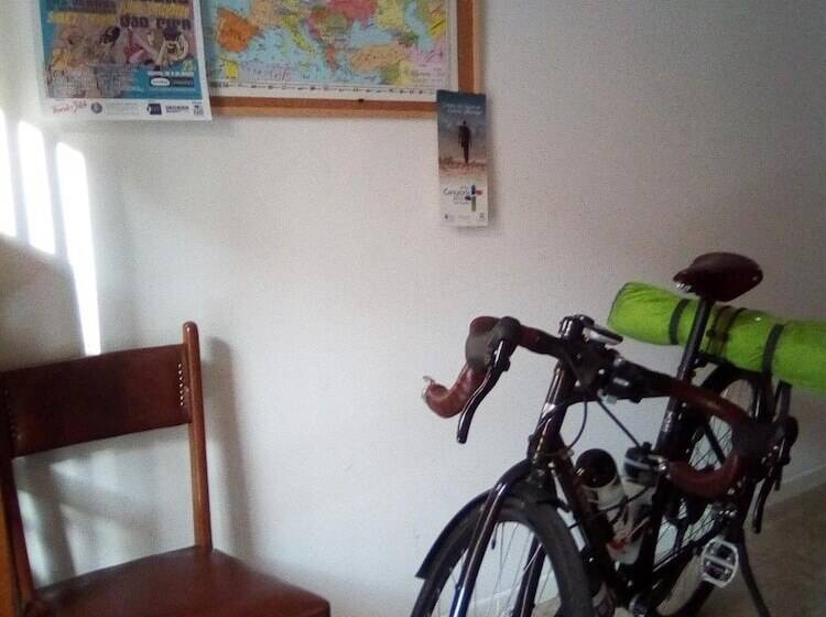Hostel Allegro