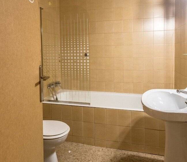 פנסיון Hostal Sant Miquel