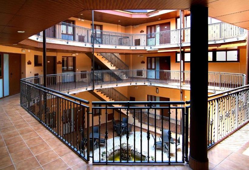 Apartahotel La Corrala