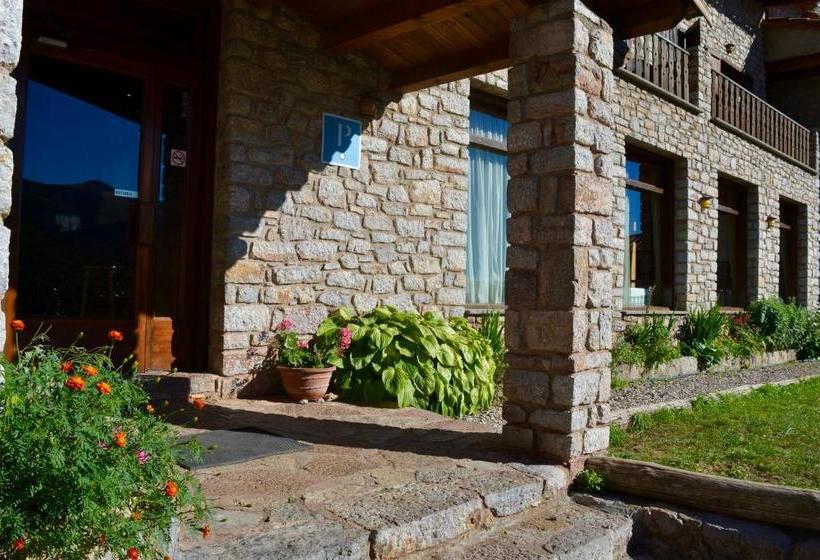 旅馆 Hostal La Neu