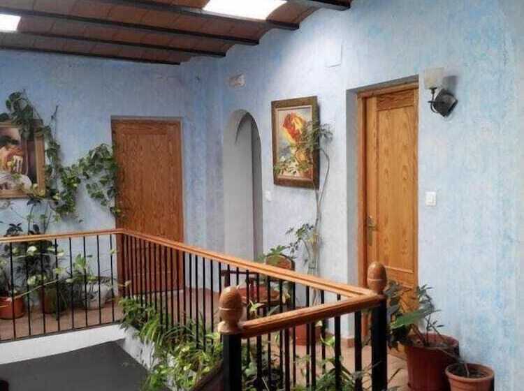 پانسیون Posada Maruja