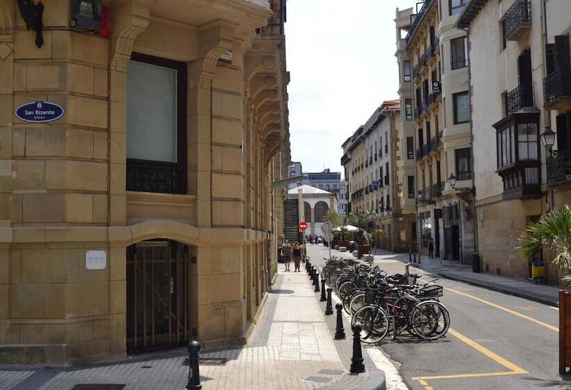 پانسیون Talaia Ht