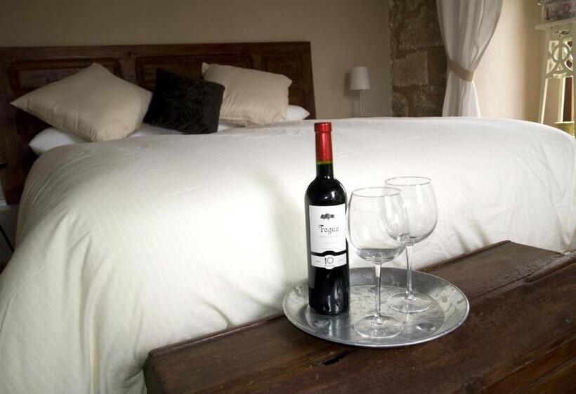 پانسیون Castillo De Grisel