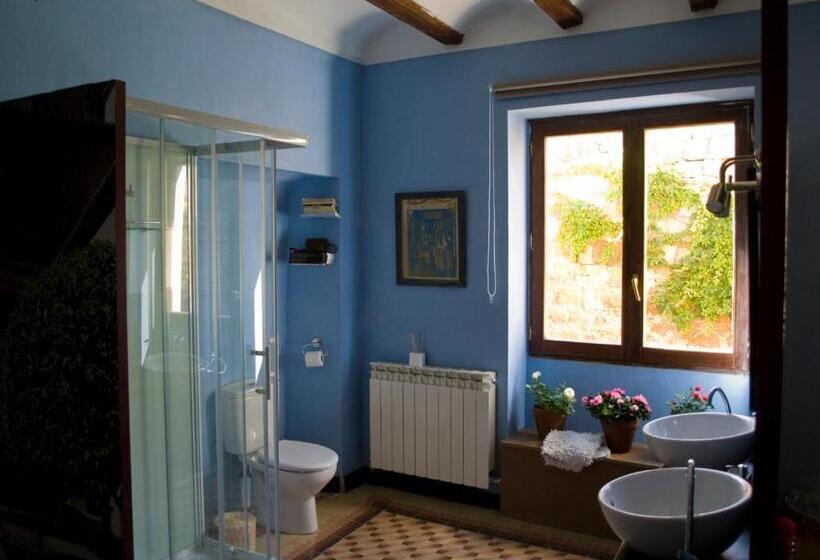 پانسیون Castillo De Grisel