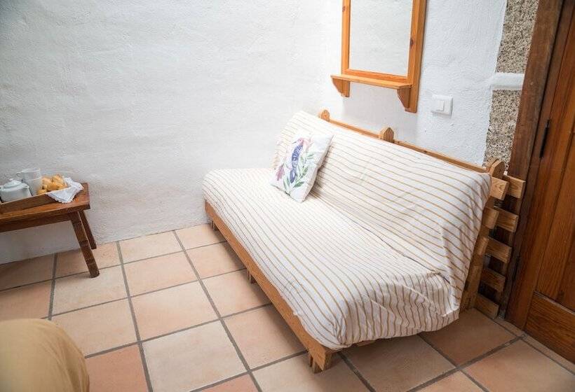 膳宿费 El Cerro De La Luna