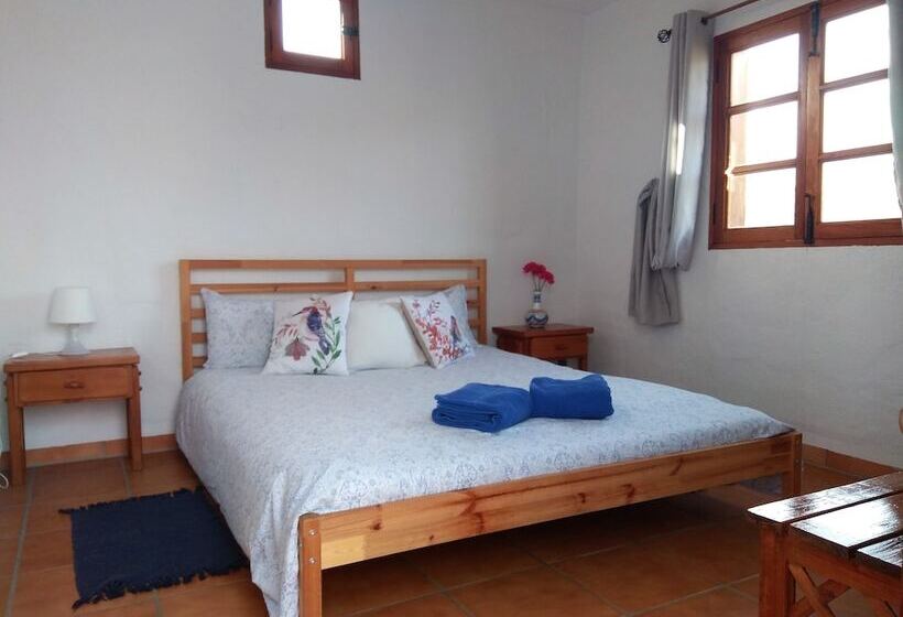 膳宿费 El Cerro De La Luna