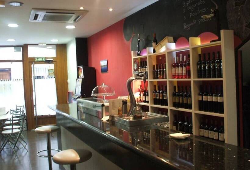 펜션 Hostal Catalina De Austria