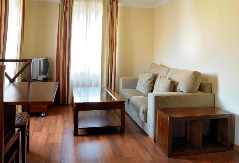 پانسیون Aparthotel O Novo Cabalo Furado