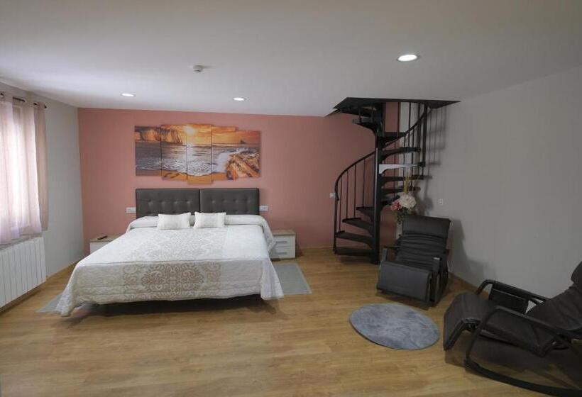 فندق Hostal Restaurante Goya