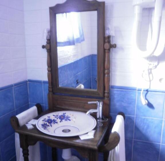 بنسيون Hostal El Olmo