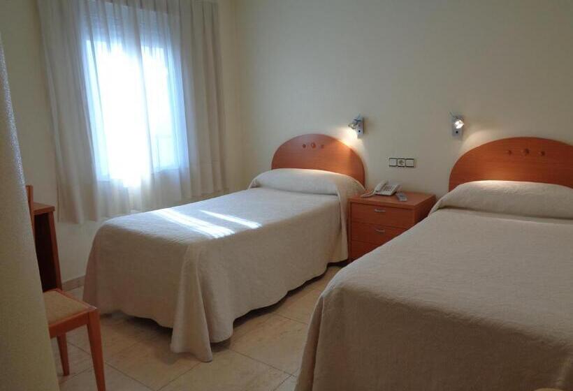 پانسیون Hostal El Retiro