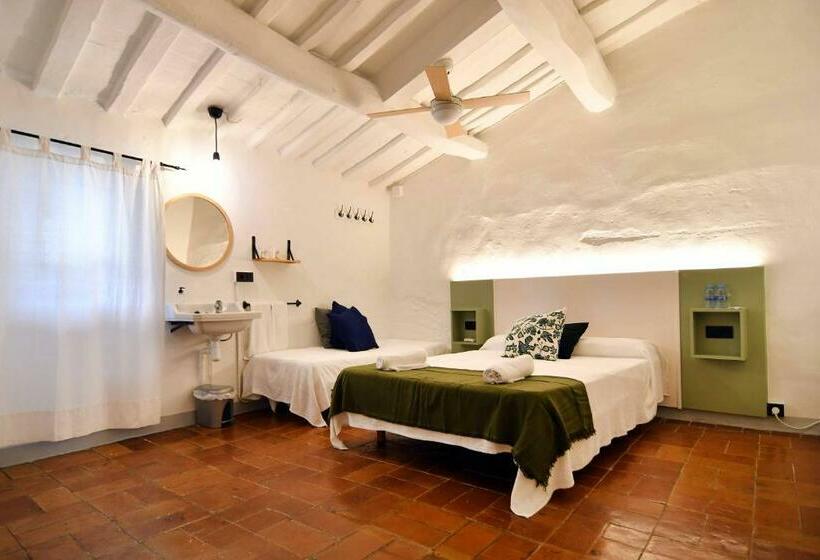 بنسيون Hostal L Estrella