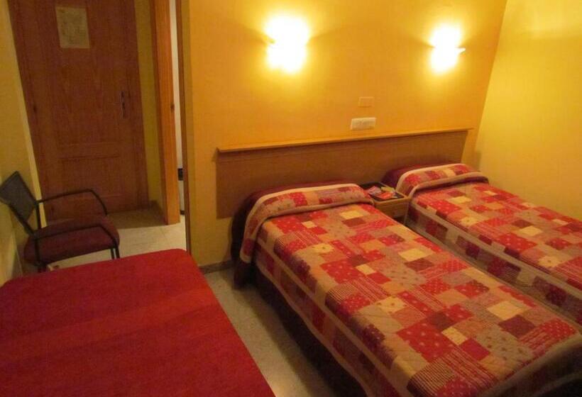 بنسيون Hostal Las Rumbas