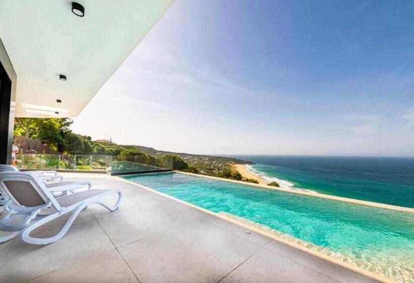 پانسیون Villa El Buzo