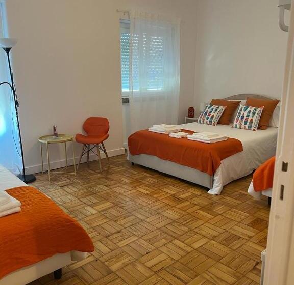 پانسیون Alvalade Ii Airport Guest House