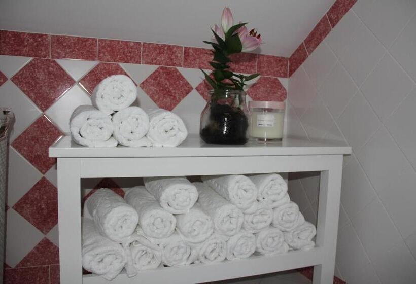 پانسیون The Sky Lofts Lisbon Guesthouse