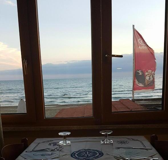 فندق صغير La Veranda