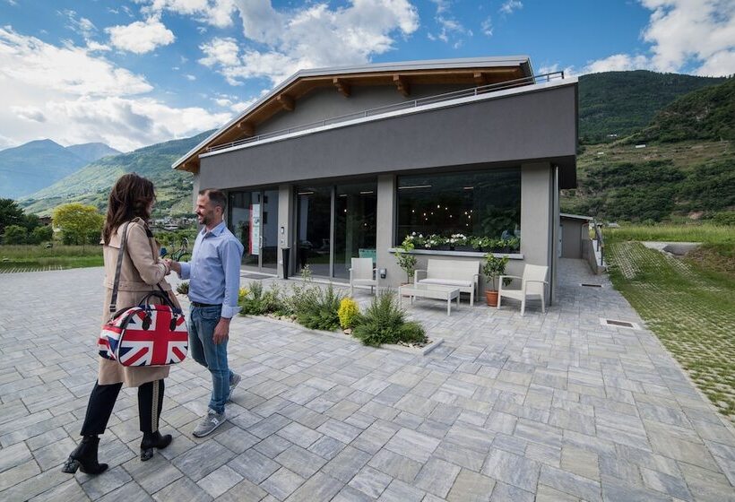 فندق Arbule Agriturismo & Spa Valtellina