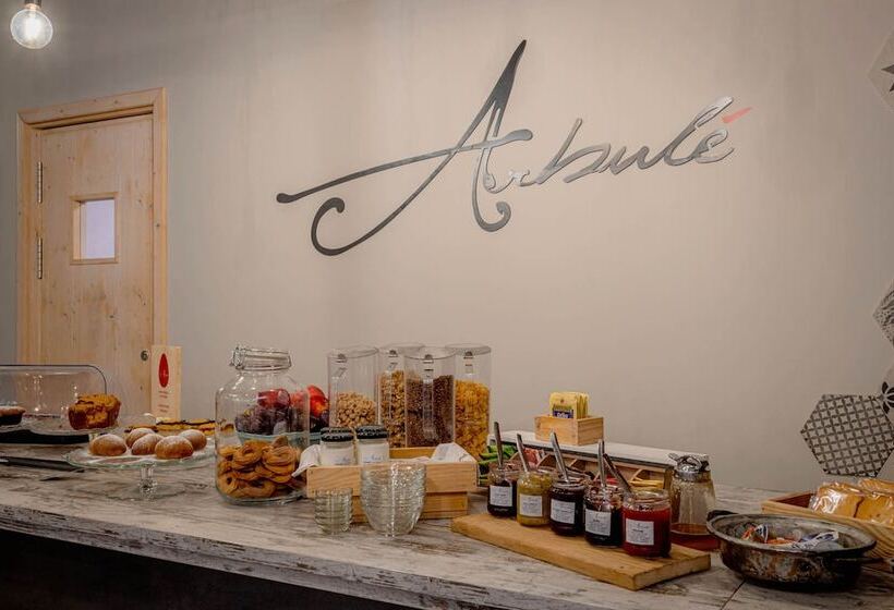 فندق Arbule Agriturismo & Spa Valtellina