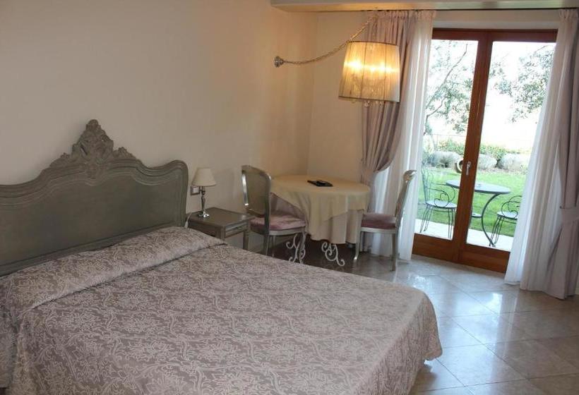 پانسیون Villa Elite Resort
