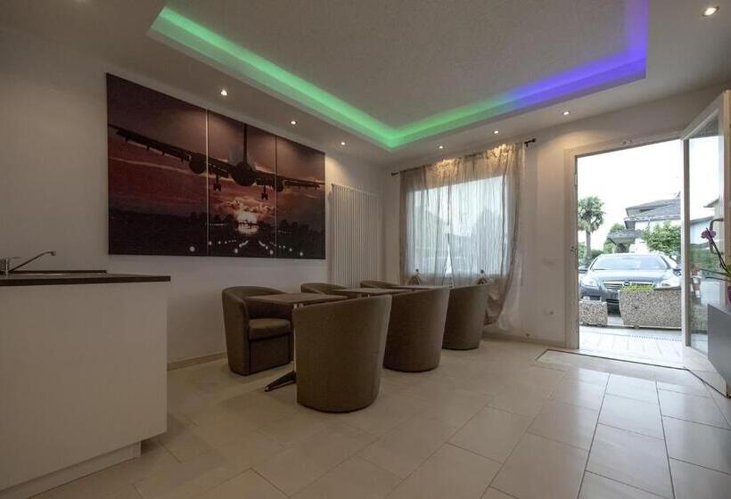 Общежитие Venice Guest House B&b
