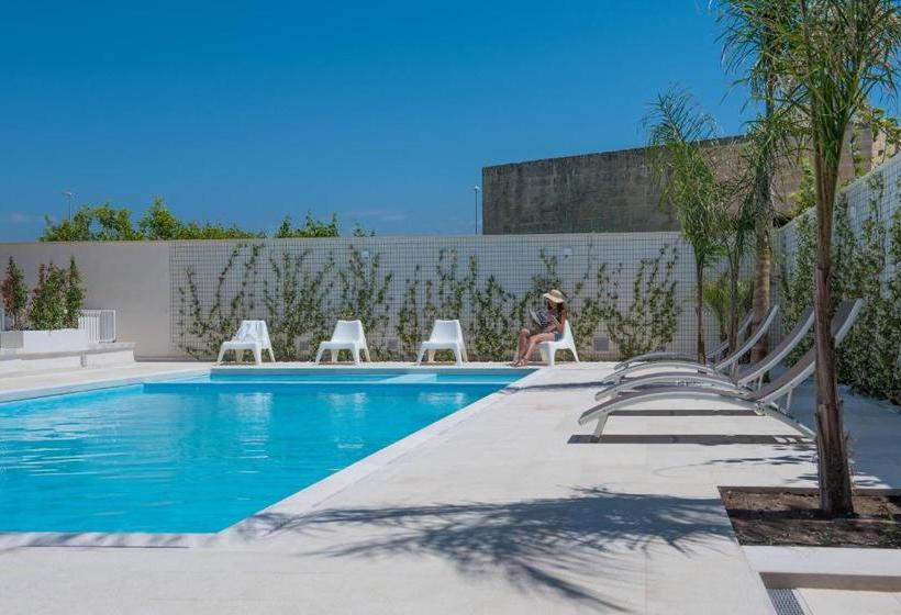 Calura Residence