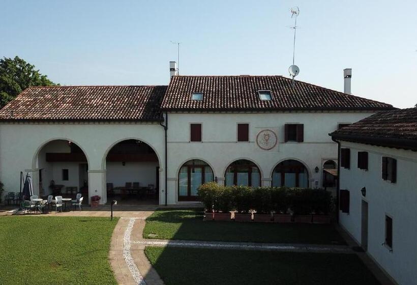 فندق Agriturismo Terra Di Zosagna