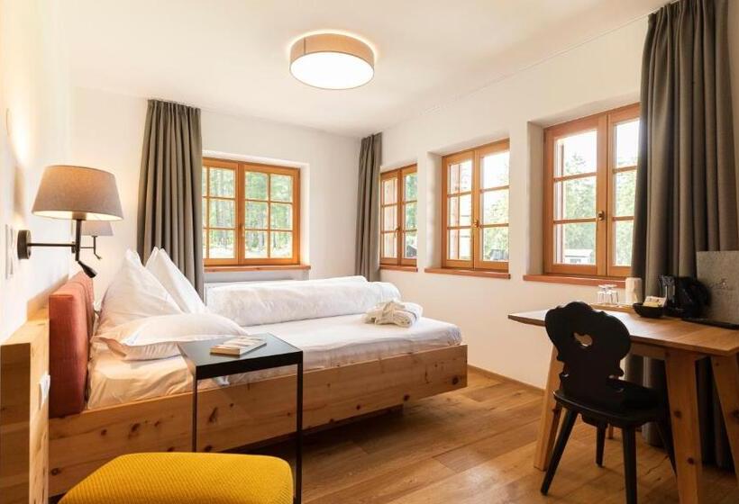 فندق Natura Boutique Chalet Wellness Spa