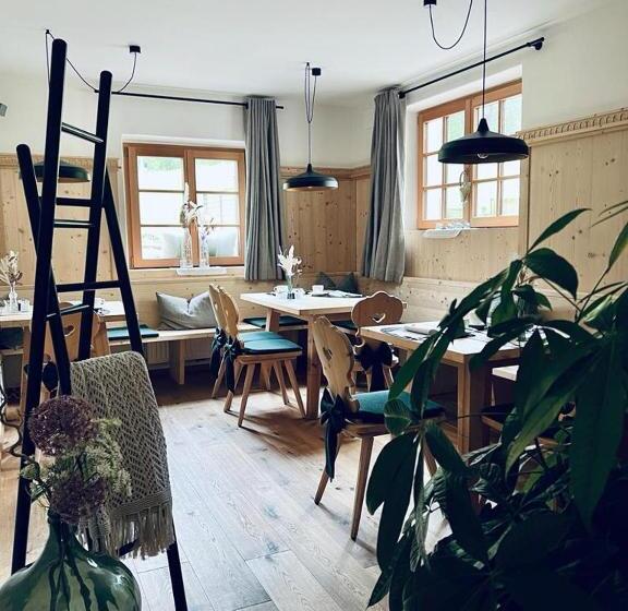 فندق Natura Boutique Chalet Wellness Spa