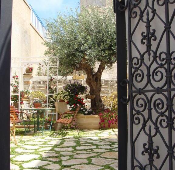 پانسیون Guest House Al Gattopardo
