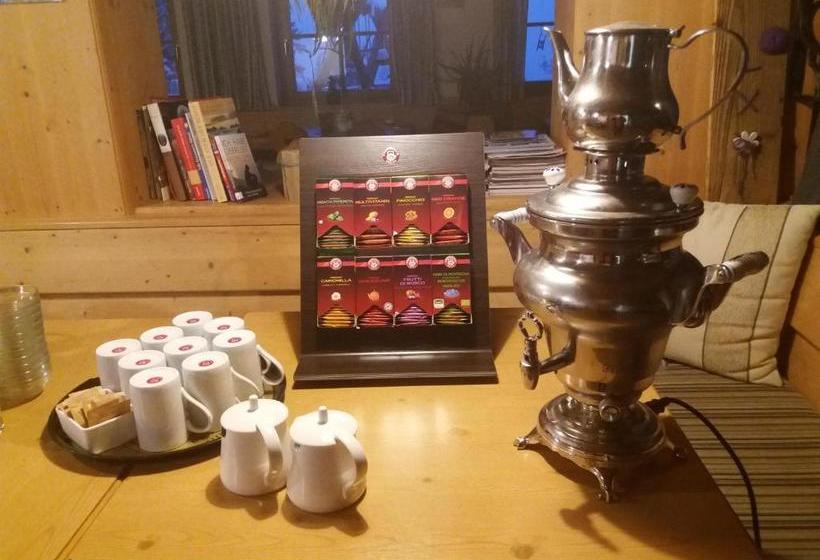 ユースホステル Gasthaus Furlhütte